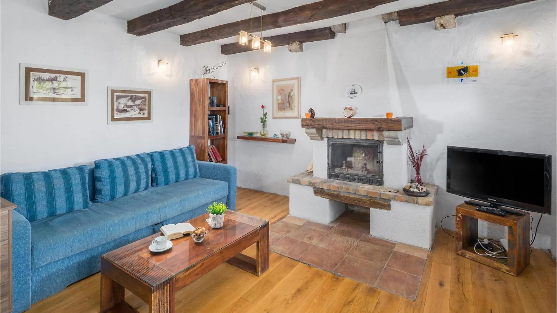 Stunning Home In Krusvari With Kitchen Racicki Brijeg Holiday home
