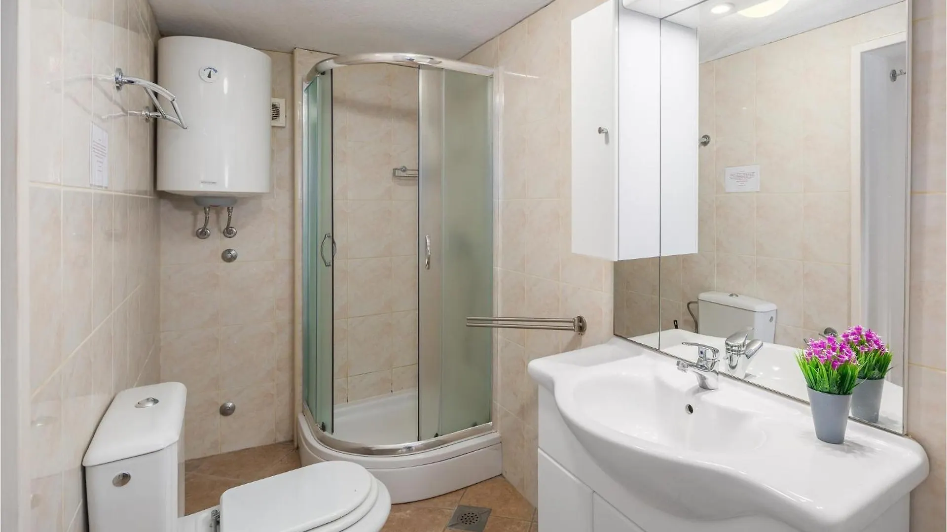 Stunning Home In Krusvari With Kitchen Racicki Brijeg Holiday home